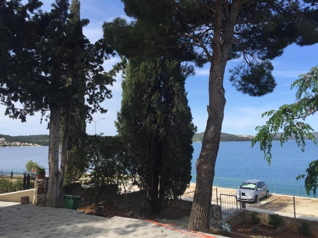 Cozy Place On The Beach Trogir Kültér fotó